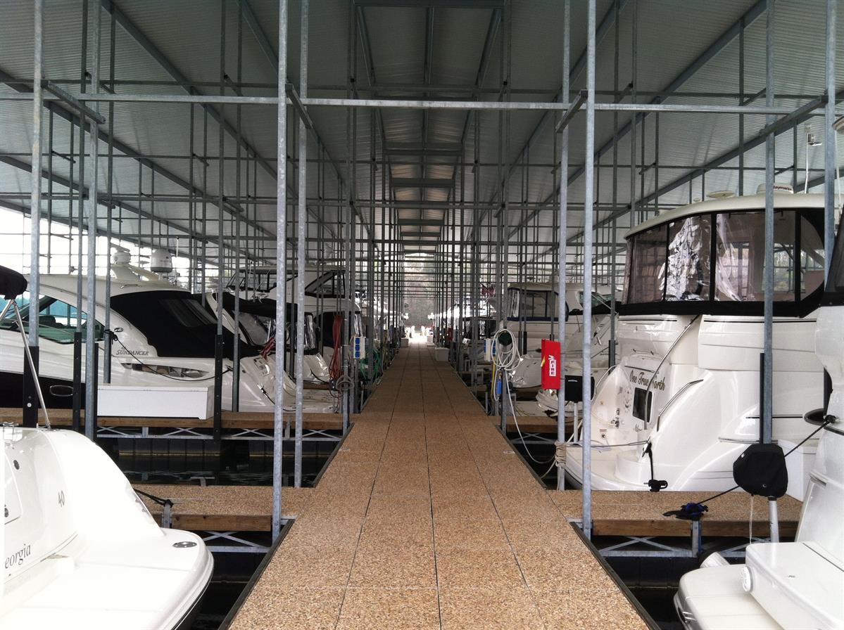 Bald Ridge Marina docks